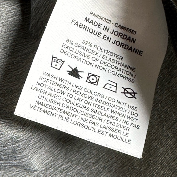 Nike Gray Tank Top Nike Pro DriFIT Compression Sleeveless Swoosh Medium size M - Picture 11 of 16